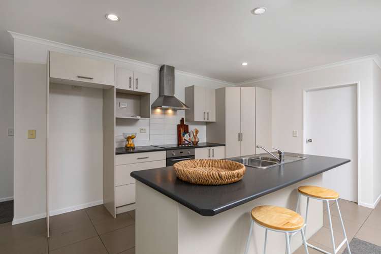 9 Bonny Crescent Massey_3