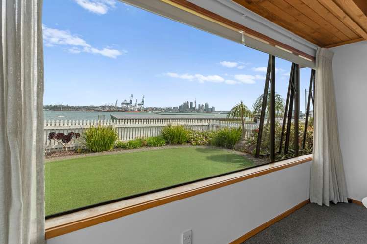 33 Queens Parade Devonport_2