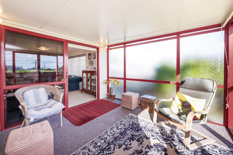 12 Robbie Street Foxton Beach_11