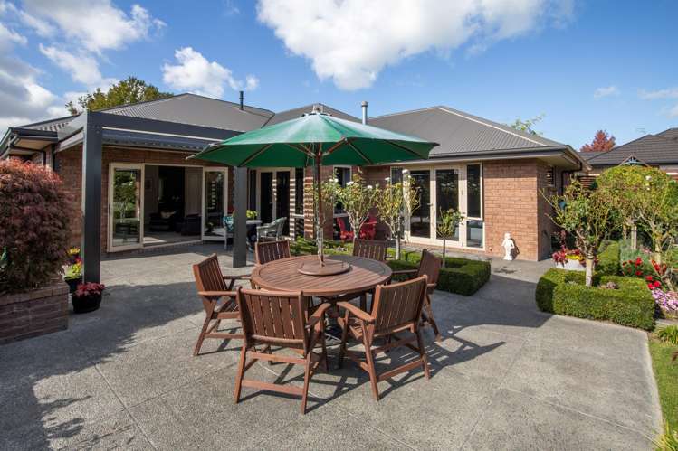 263 Southfield Drive Lincoln_4