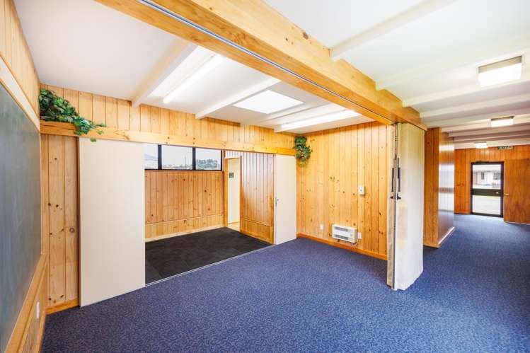 33 Cook Street Foxton_17