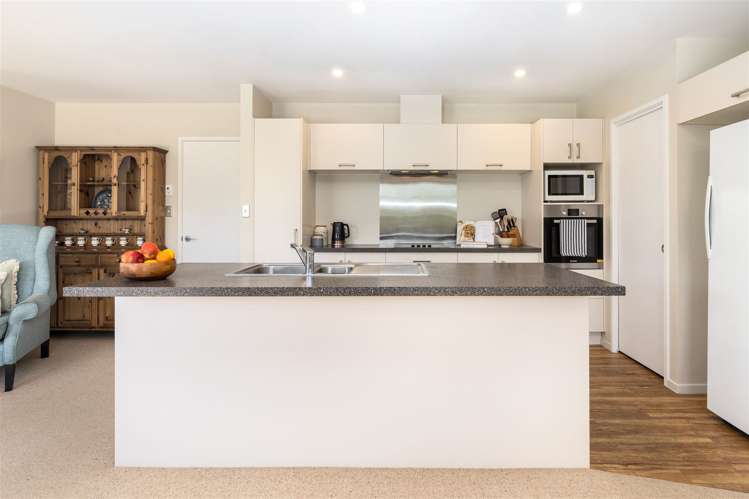 11 River Terrace Renwick_6