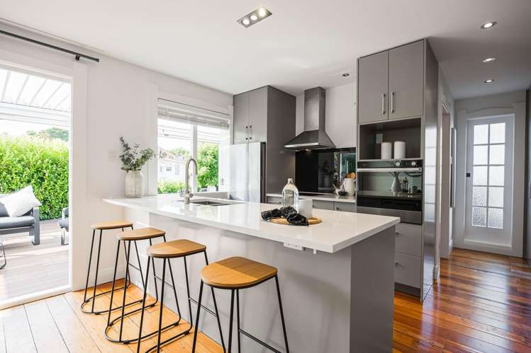 14 Oliver Street Point Chevalier_5