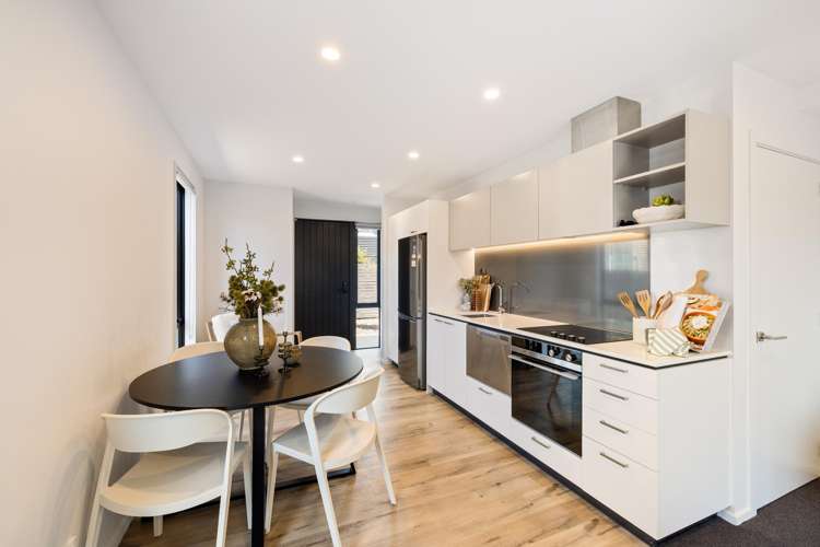 17/45 Dickens Street Addington_2