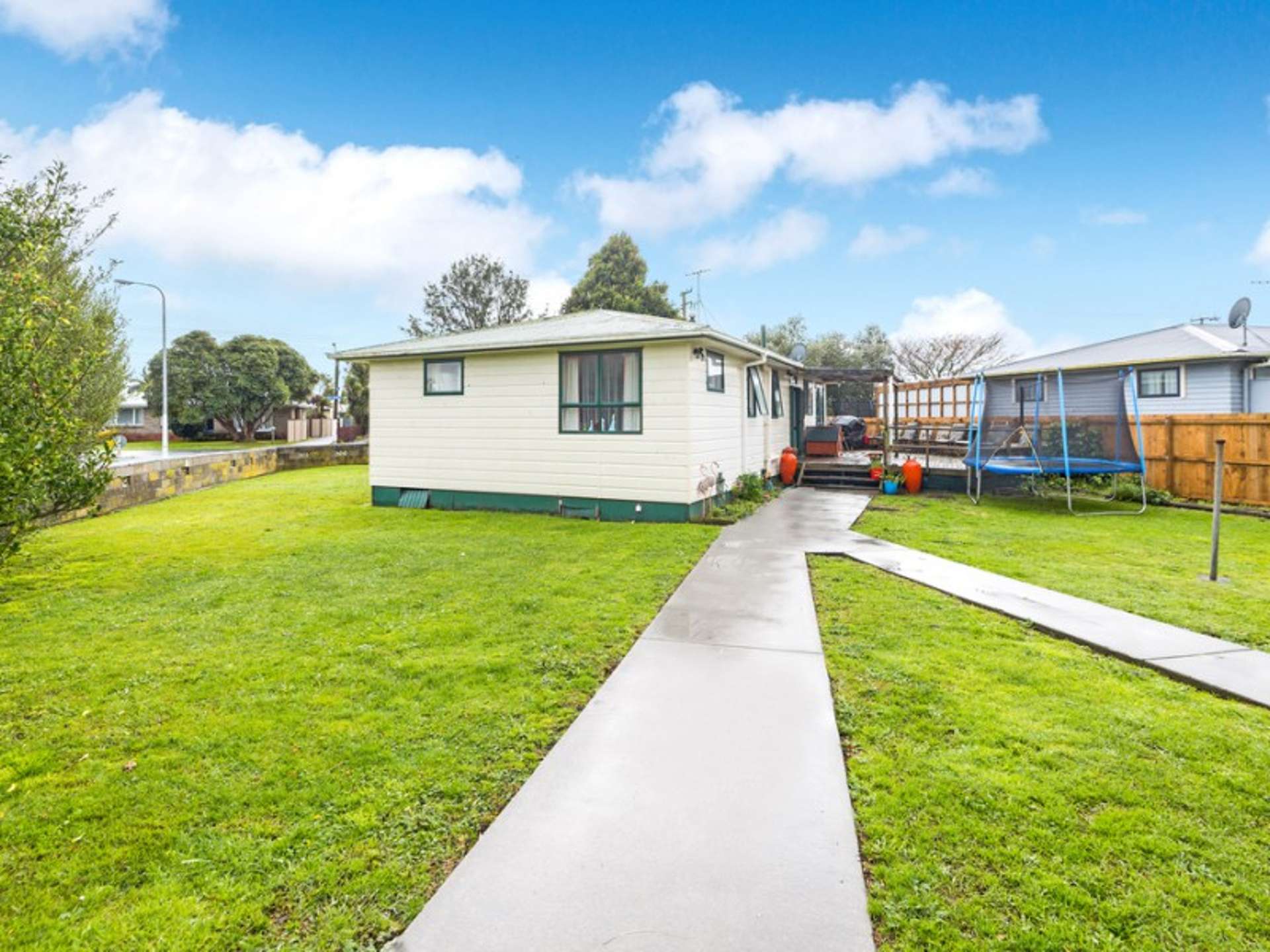 195 Old Wairoa Road Papakura_0