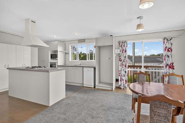1 Whaka Street Maungaturoto_3