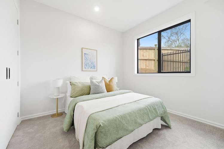2 Antler Lane Greenhithe_32