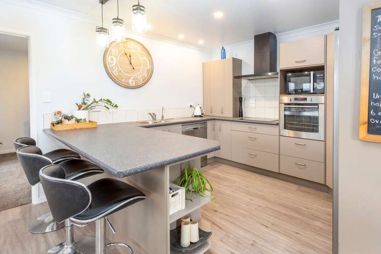 5 Pioneer Place Pukekohe_5