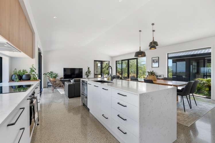 8 Parua Cemetery Road Parua Bay_24