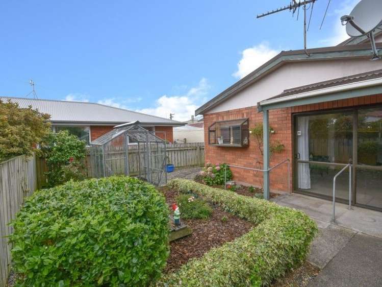 35c Fitzroy Street Caversham_13