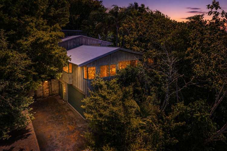 329 Beach Road_1