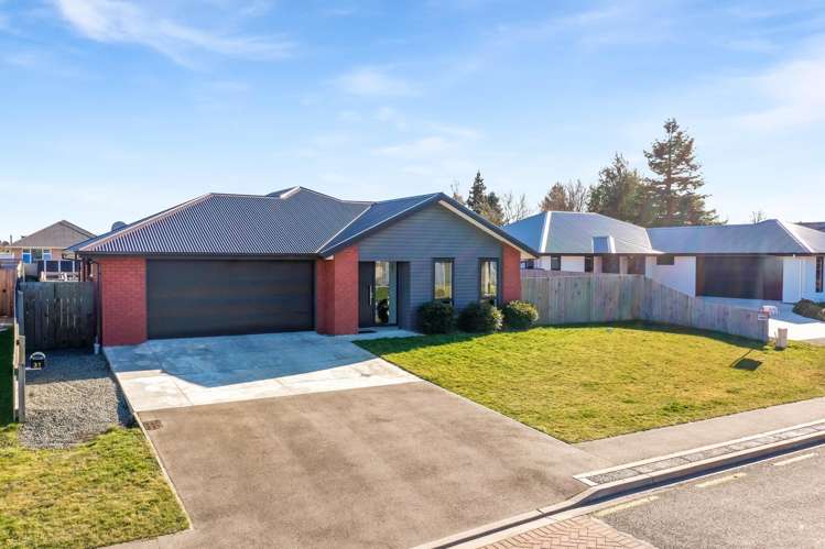 31 Geoff Geering Drive Netherby_34
