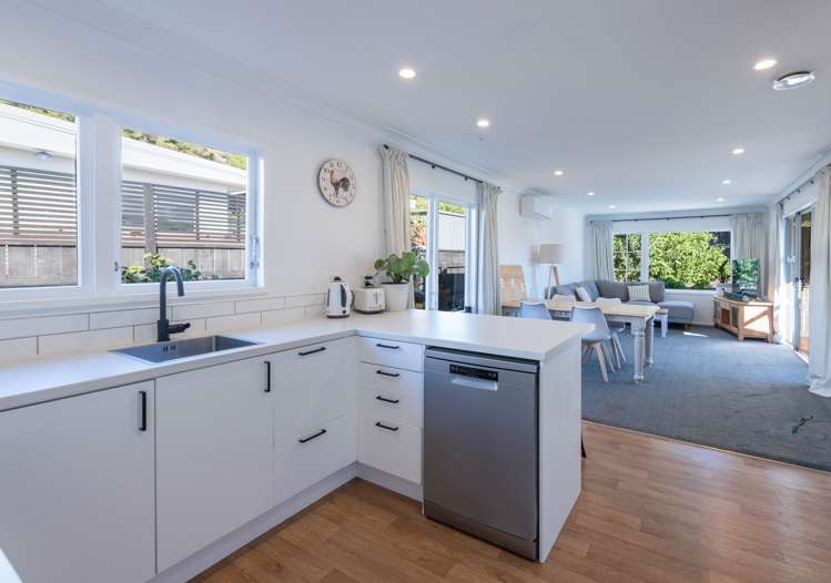 2/12 Bodmin Street Marybank_10