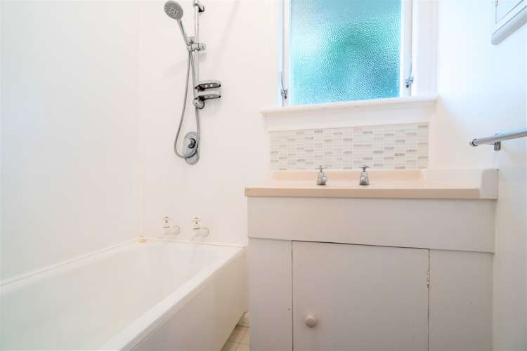 35 Carlyle Road Mosgiel_18