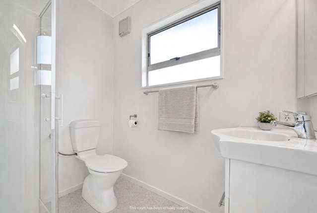 4/902 Clive Street Akina_4