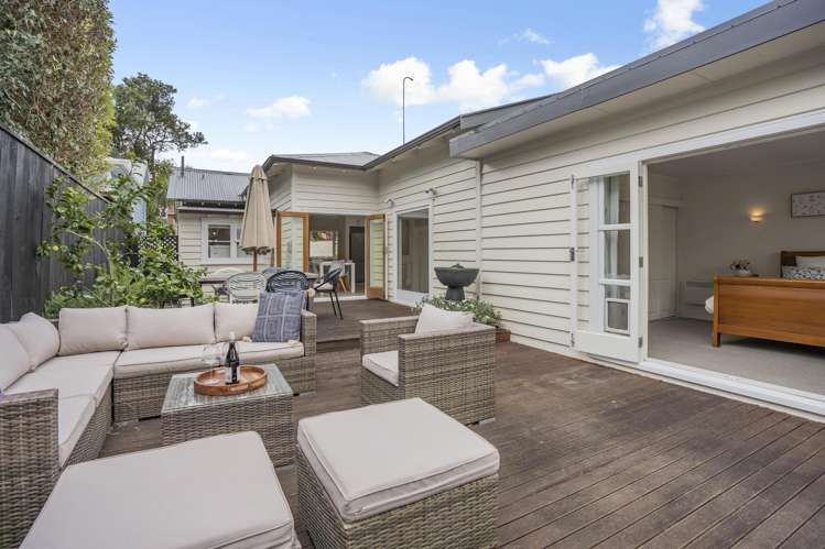 25 Hinau Street Eastbourne_18