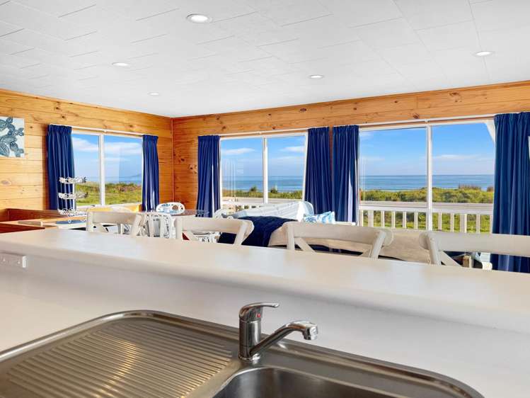 114 Ocean Road Ohope_4