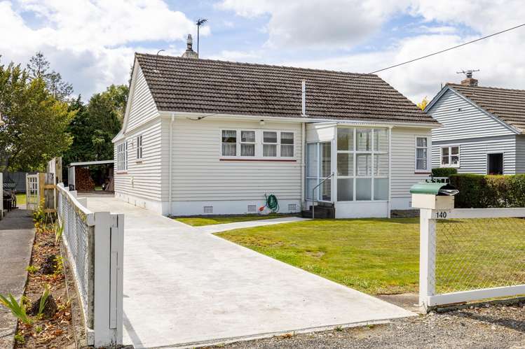 140 Essex Street Masterton_17