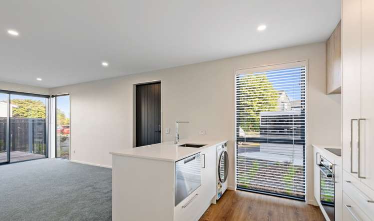 1/10 Tonga Place 10211_1