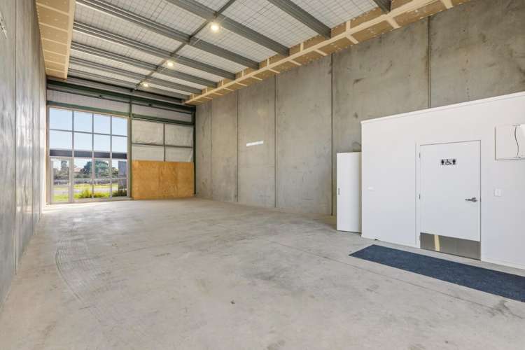 Unit 4/2 Curly McLeod Way Mt Maunganui_9