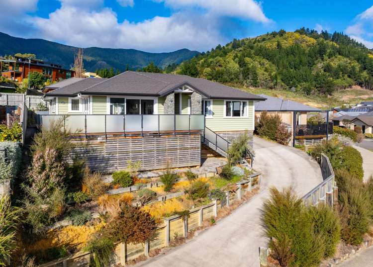 4 Pukeko Place Picton_1