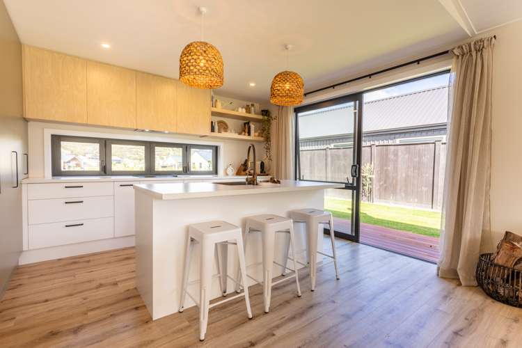 2 Glen Dene Crescent Wanaka_5