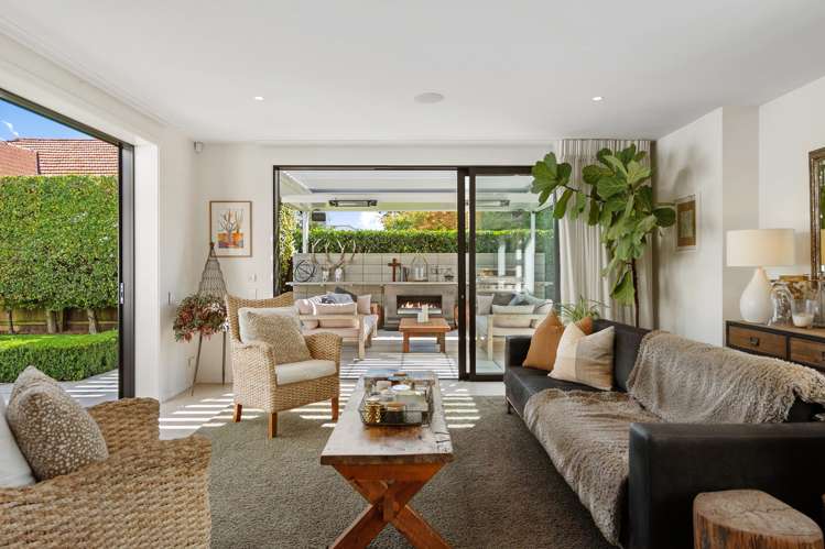 73 Rugby Street Merivale_13