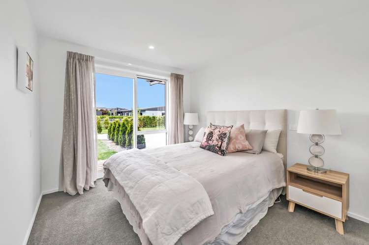 56 Verdeco Boulevard Lincoln_25