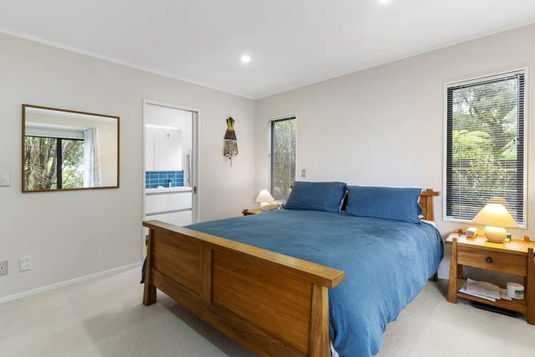 14 Waikare Street Karori_7