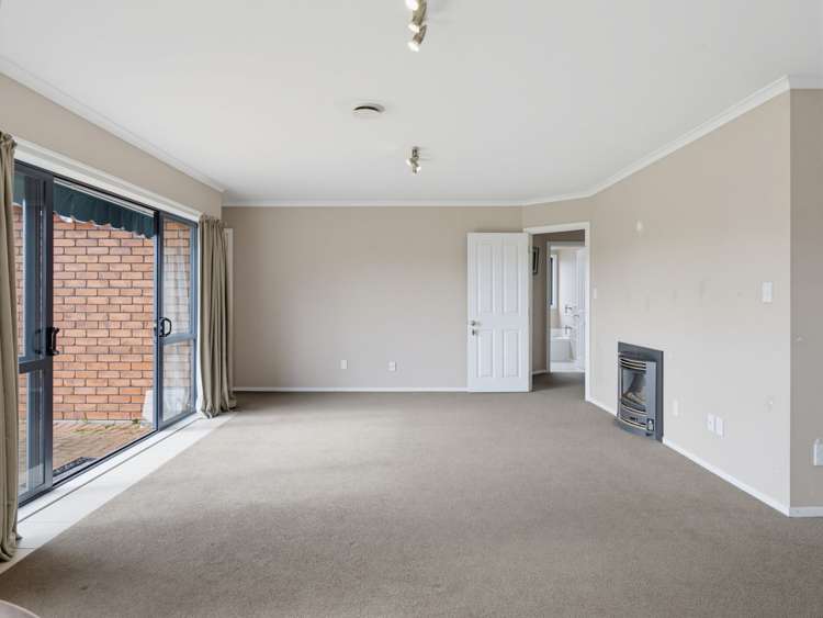 5 Duggan drive Owhata_24