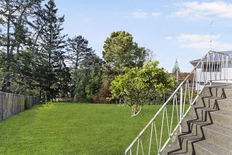 381 Wairau Road Totara Vale_13