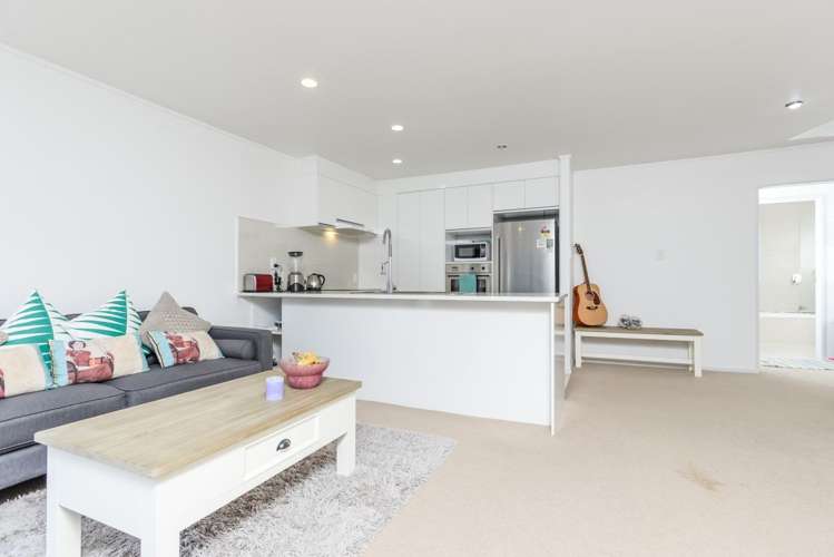 2/76 Galway Street Onehunga_5
