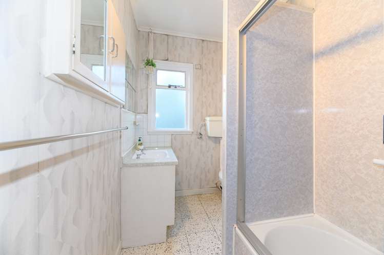 17 Routley Drive Glen Eden_11