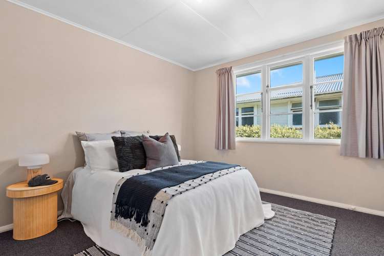 29 Railway Crescent Masterton_9