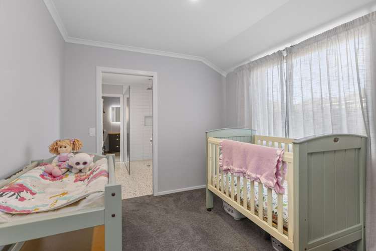 4 Tawhai Crescent Wharewaka_11