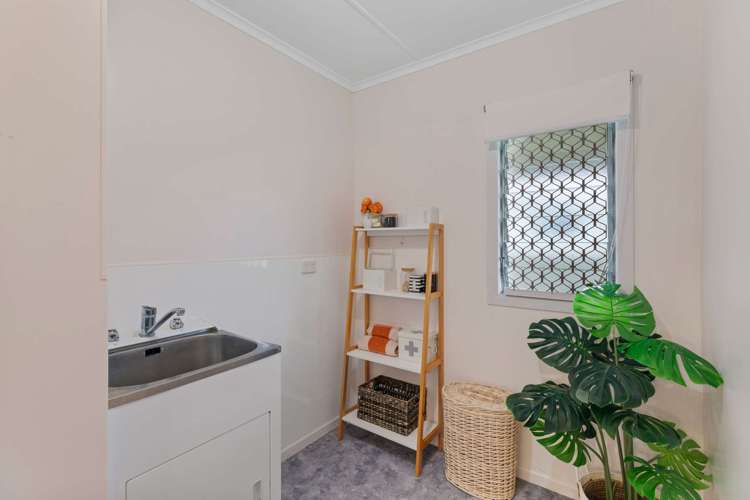 69 King Street Waiuku_10