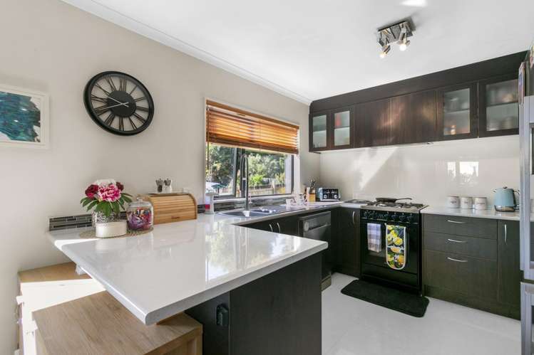 44 Colwill Road Massey_15