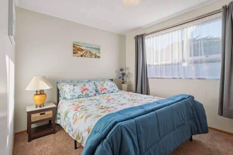 11 Bell Crescent Concord_18