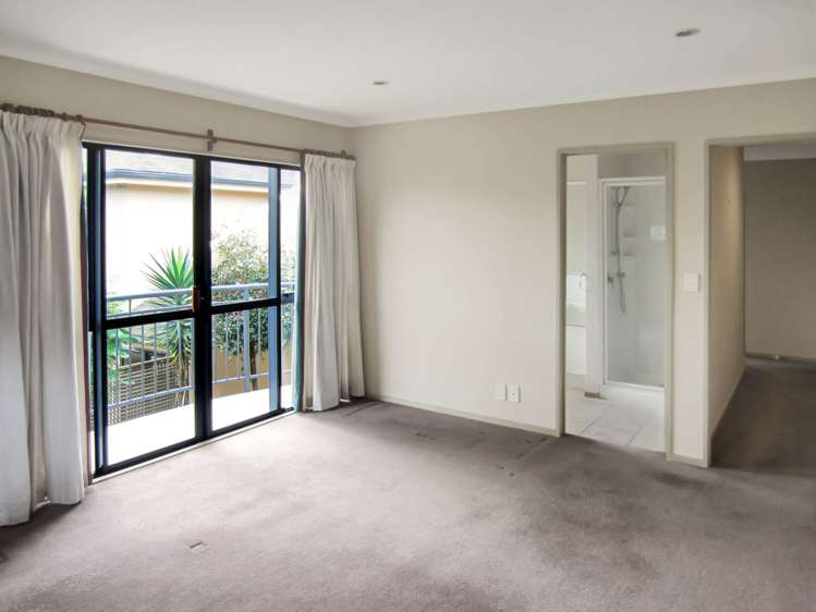 24 Canterbury Park Lane Ellerslie_11