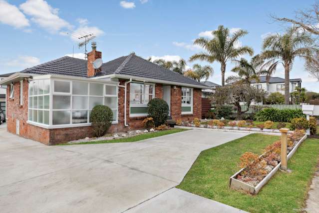 32 Gossamer Drive Pakuranga Heights_2