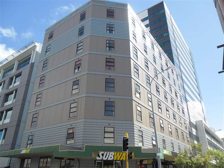 704/5 Aitken Street_0