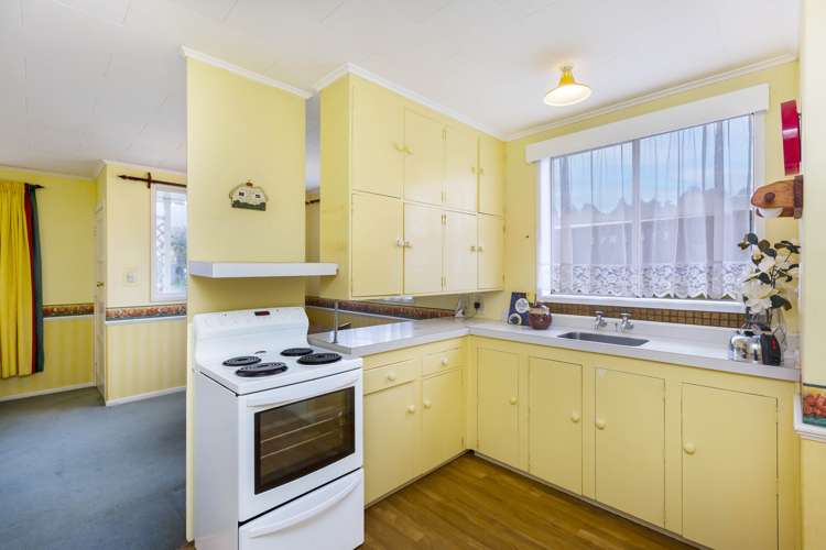 2/10 Ponderosa Grove Maoribank_7