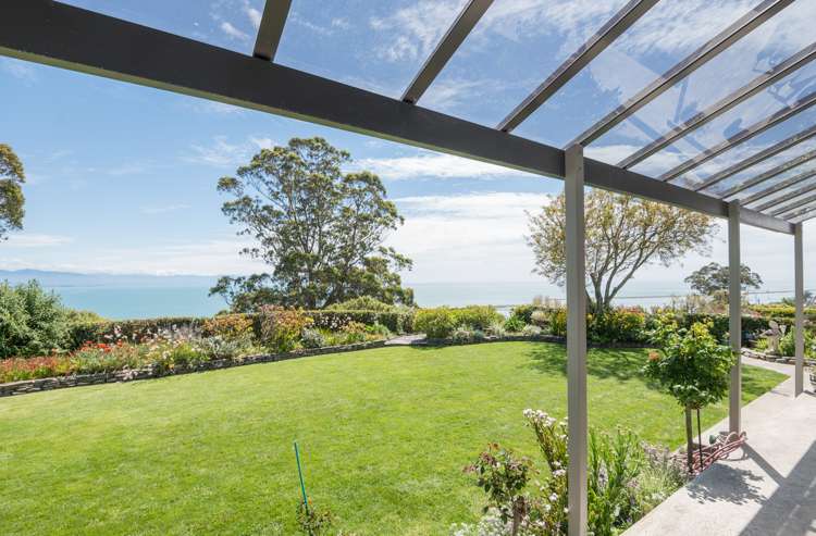 141 Princes Drive Britannia Heights_11