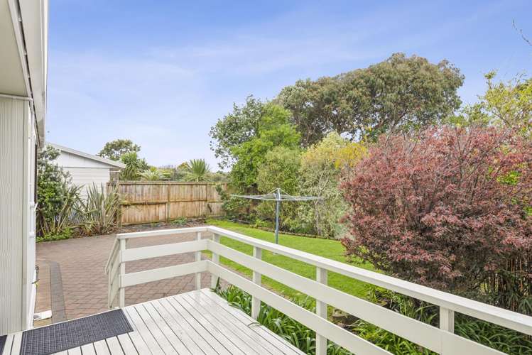 66 Renown Road Raumati South_19
