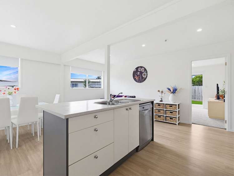127b Bruce Mclaren Road Henderson_13