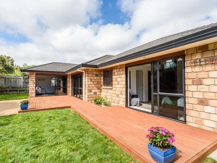 29 Waterstone Avenue Paraparaumu_1