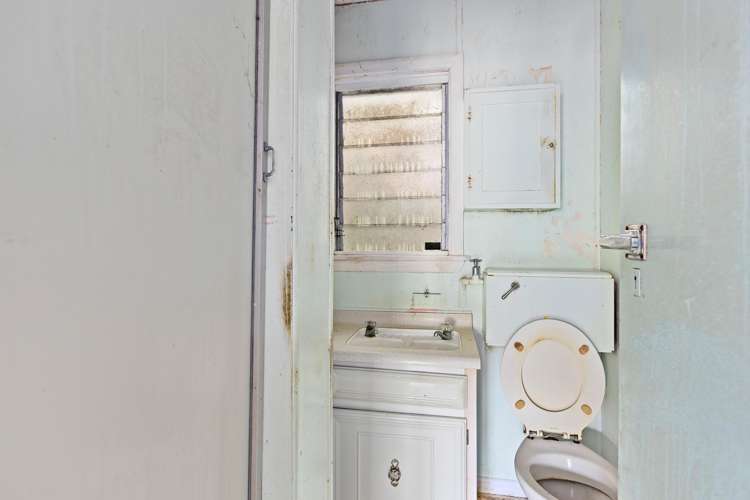 52 Moana Road Kelburn_7