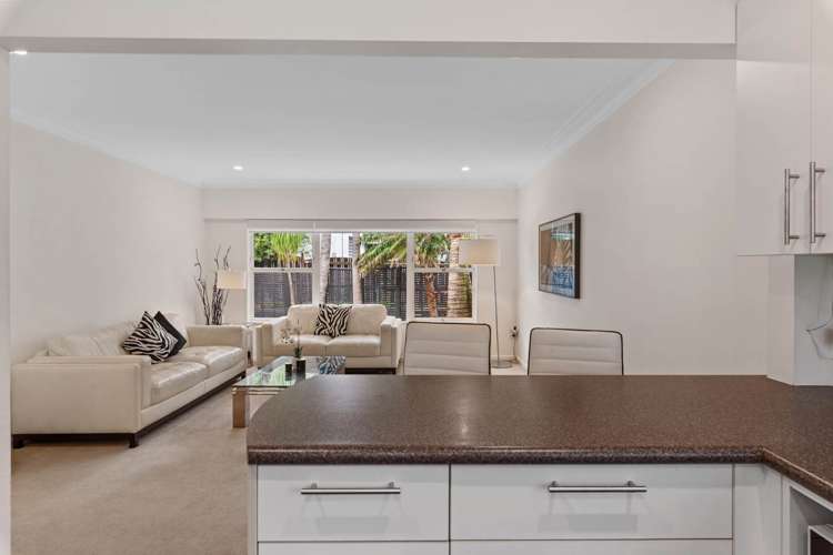 2/9 Hart Road Hauraki_8