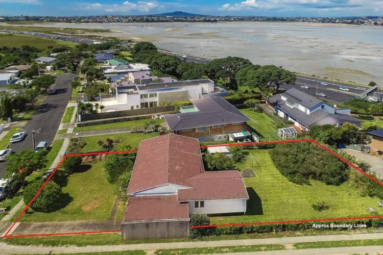 11 Heath Avenue Northcote_2