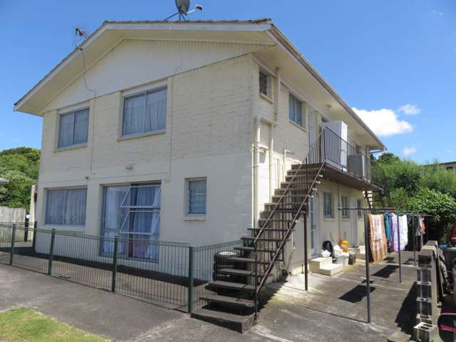 Newly Renovated 2 Bedroom